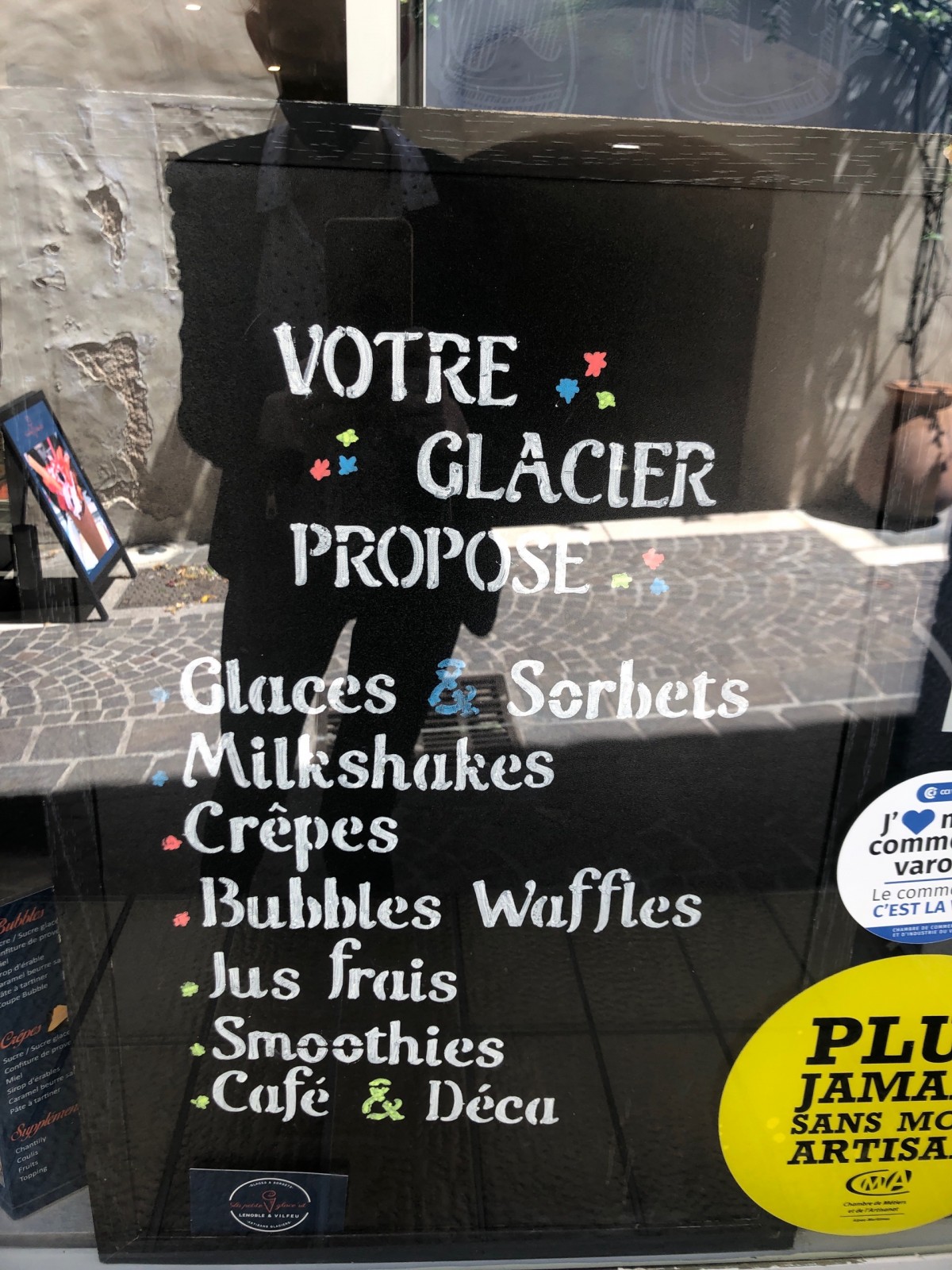 Où trouver une glacier artisanale à Roquebrune sur argens ?