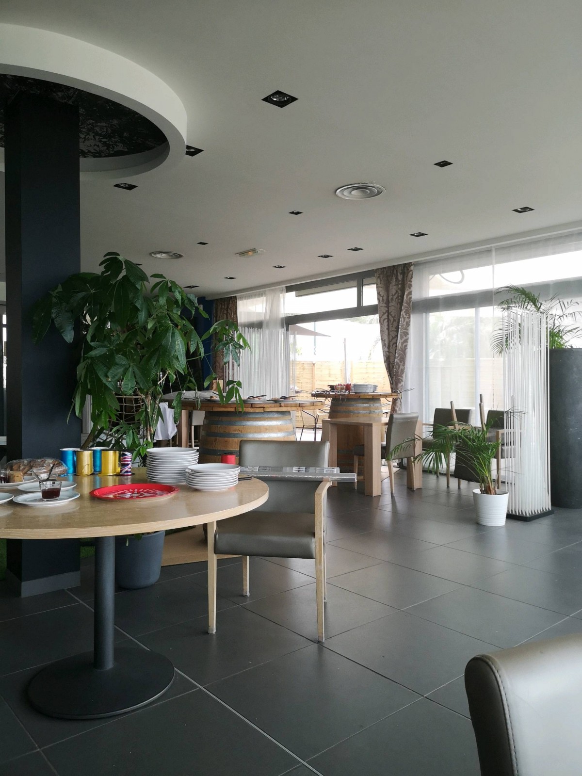 Trouver une soirée avec barre sur terrasse à proximité de Toulon