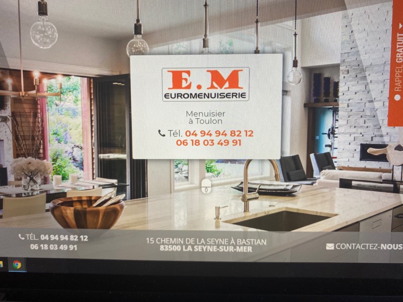 Aménager la terrasse de ma villa avec une véranda à la SEYNE sur mer