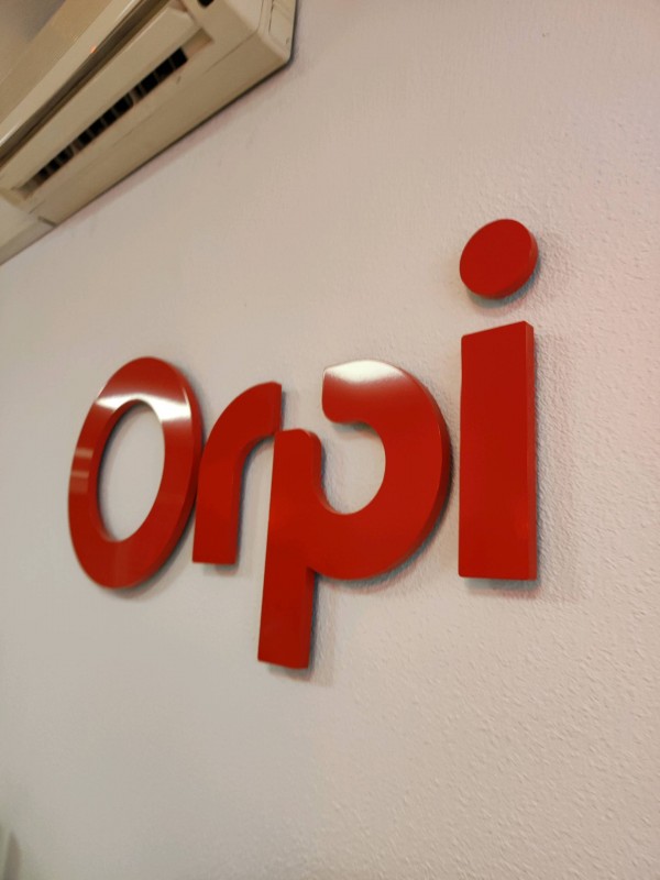 Vendre appartement avec terrasse vue mer à proximité de Saint-Cyr-sur-Mer dans le Var