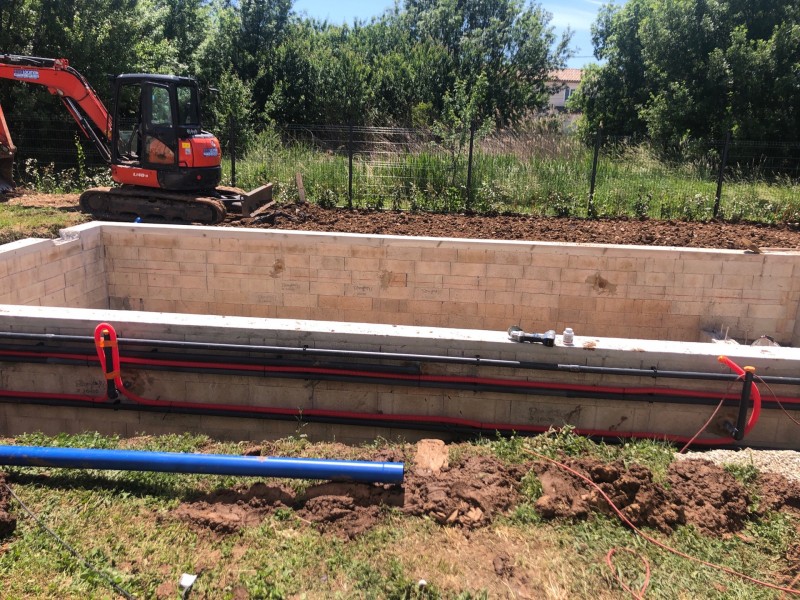 Recherche une entreprise spécialisée dans le terrassement à Draguignan