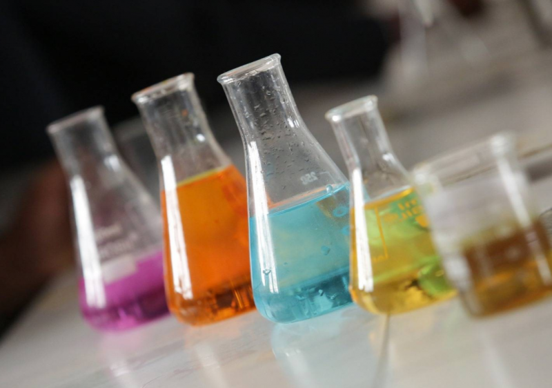 Consultant en chimie pour audit en matière dangereuse à Marseille Bouche du Rhône