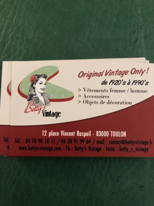 Trouver des Vêtements d’époque et authentiques à Toulon