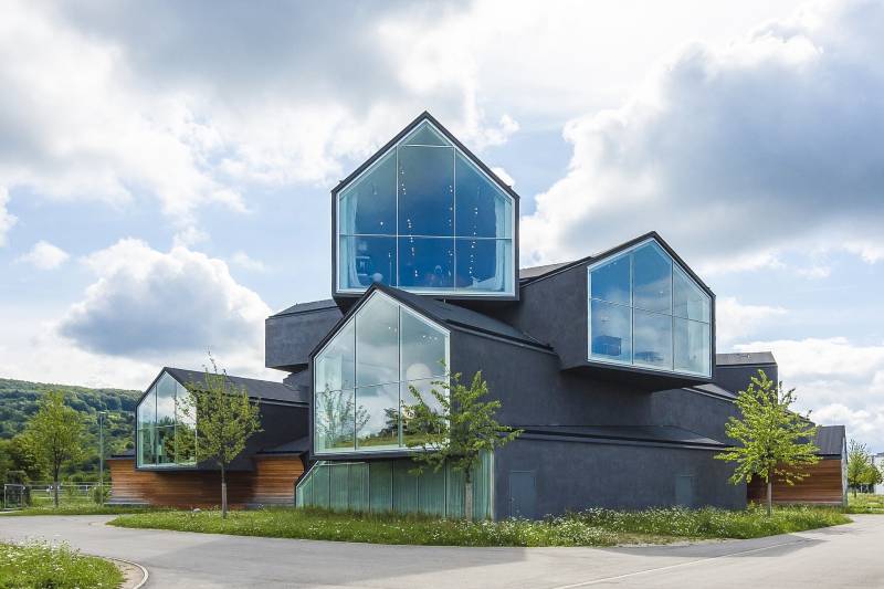 Trouver un artisan professionnel de menuiserie sur Allauch pour la pose de baies vitrées