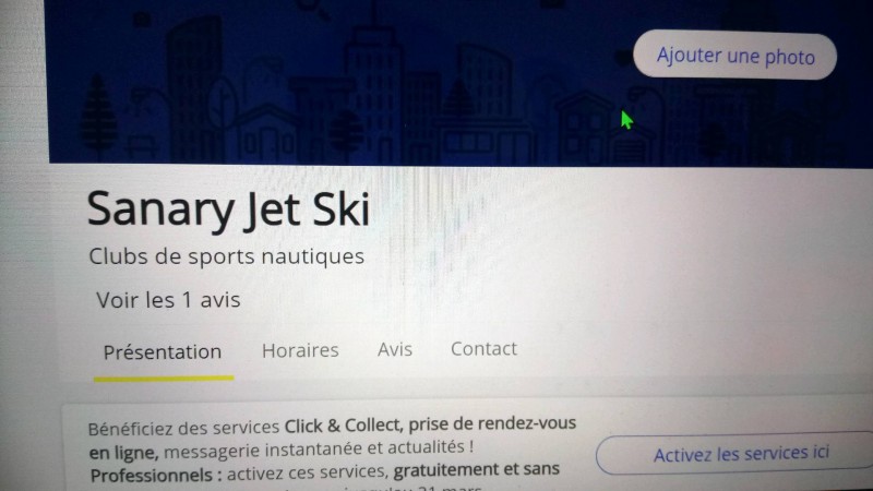 Faire une petite balade en jet ski à Sanary-sur-Mer