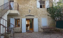 Louer un gîte de luxe avec piscine pour 8 personnes dans le Vaucluse